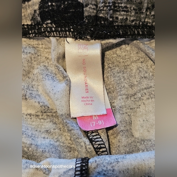 No Boundaries Medium Leggings - Picture 5 of 10